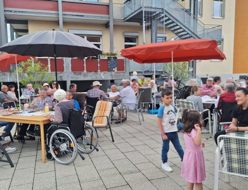 Neues Café im Seniorenheim Monheim soll alle Generationen zusammenbringen